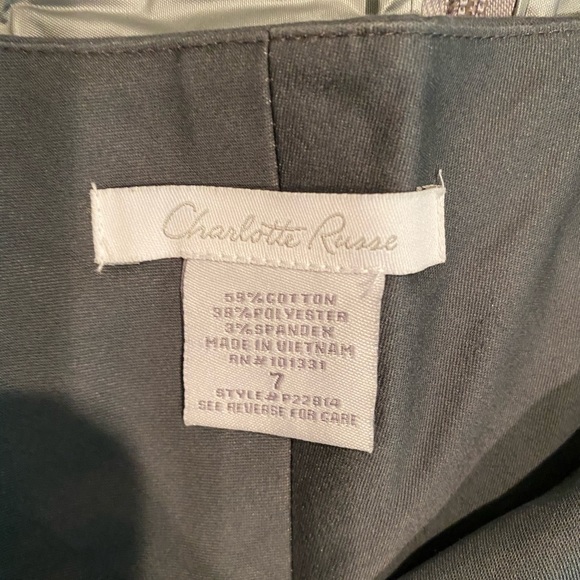 Grey shorts - Picture 3 of 4